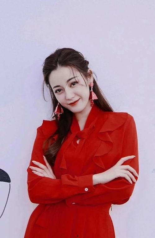 迪丽热巴娱乐吃瓜君是谁,揭秘明星幕后趣闻